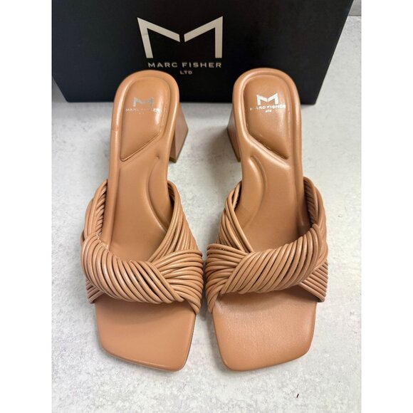 Marc Fisher‎ Nude Chunky Heel Mule Sandals Womens Size 6.5 Leather Square Toe - Picture 1 of 11